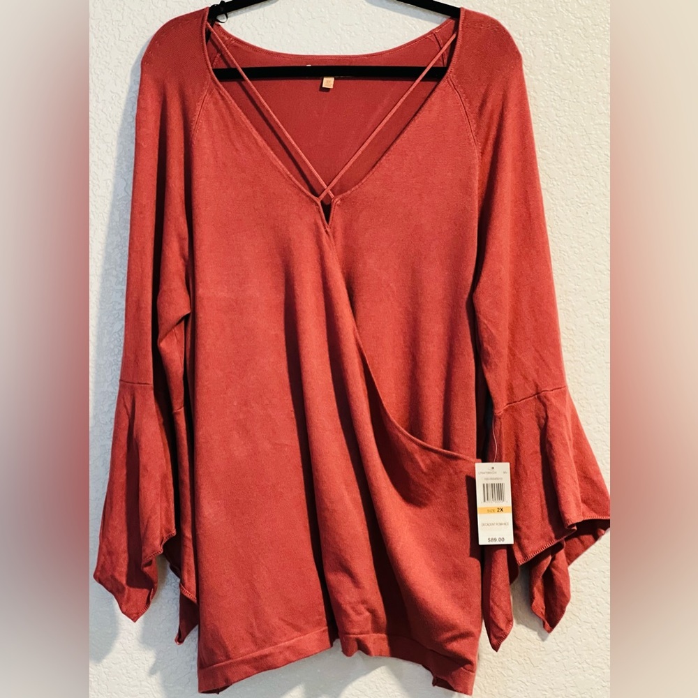 Gibson & Latimer decadent romance tunic
